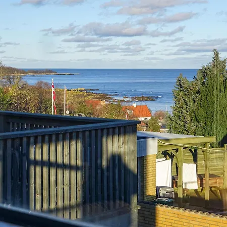 Awesome Home In Svaneke With Wifi Hébergement de vacances *